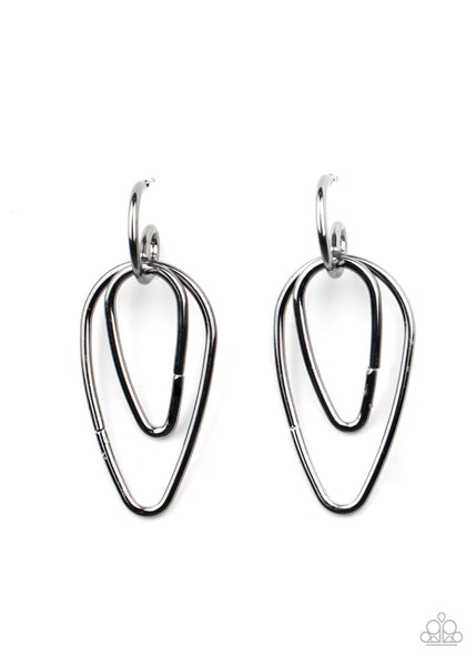 Paparazzi Droppin' Drama - Black Earrings