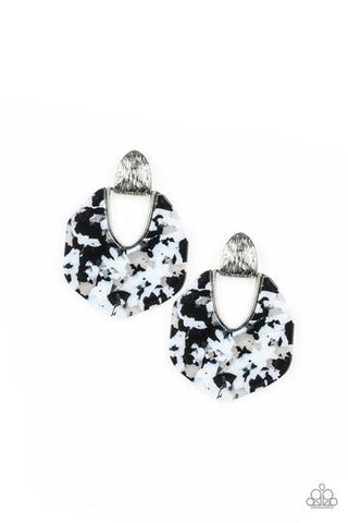 Paparazzi My Animal Spirit - White