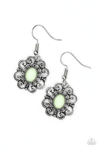Paparazzi First and Foremost Flowers - Green
