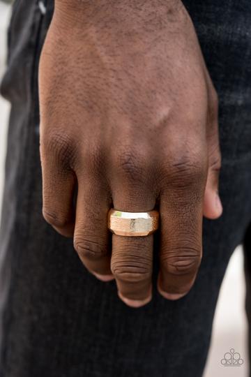 Paparazzi Checkmate - Gold