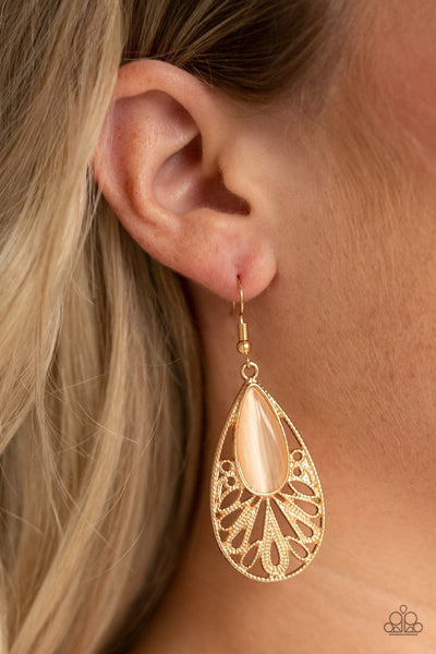 Paparazzi Glowing Tranquility - Gold