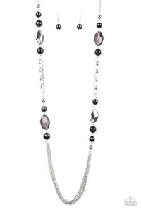 Paparazzi Marina Majesty - Black