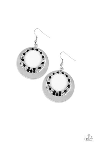 Paparazzi Ringed In Refinement - Black
