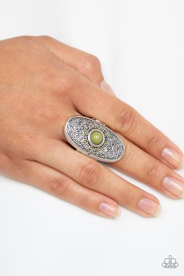 Paparazzi Solar Plexus - Green