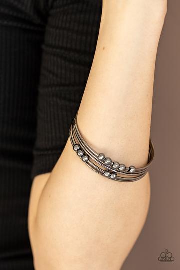 Paparazzi Stack Challenge - Black