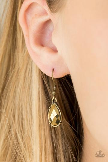 Paparazzi Street REGAL - Brass
