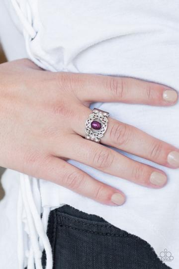 Paparazzi Mod Modest - Purple Ring