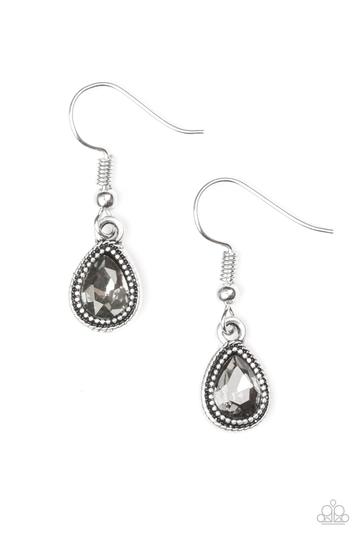 Paparazzi Princess Priority - Silver