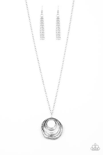 Paparazzi Breaking Pattern - Silver