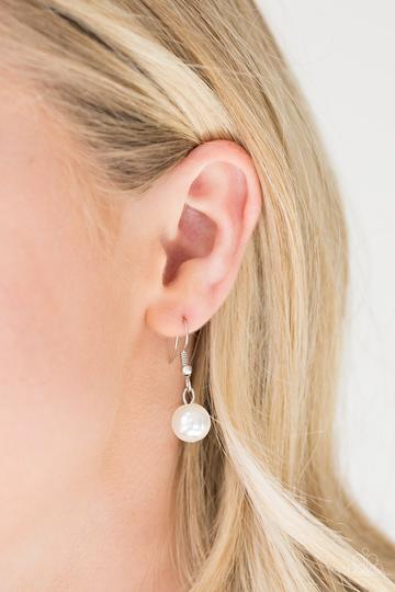 Paparazzi Uptown Talker - White