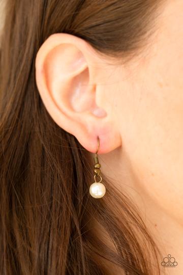 Paparazzi Pearl Promenade - Brass