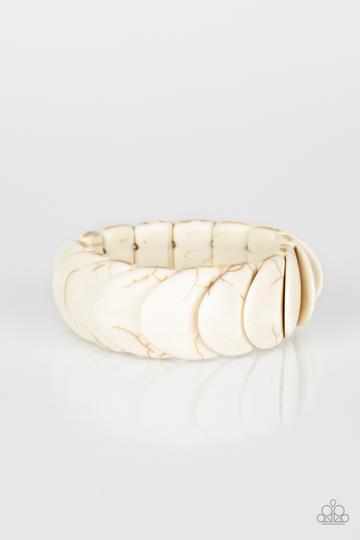 Paparazzi Nomadic Nature - White