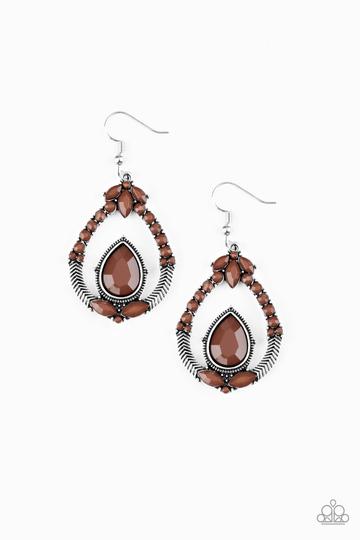Paparazzi Vogue Voyager - Brown