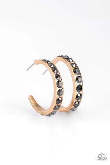 Paparazzi Welcome To Glam Town - Gold Earrings