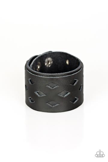 Paparazzi Bucking Bronco - Black