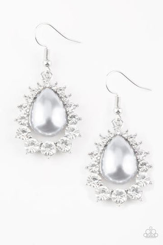 Paparazzi Regal Renewal - Silver
