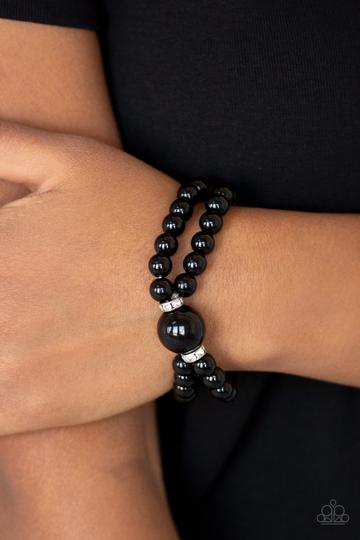 Paparazzi Romantic Redux - Black