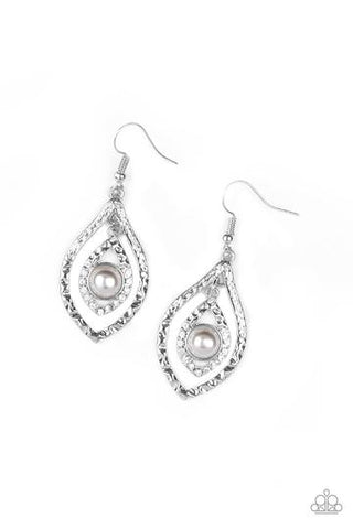 Paparazzi Breaking Glass Ceilings - Silver