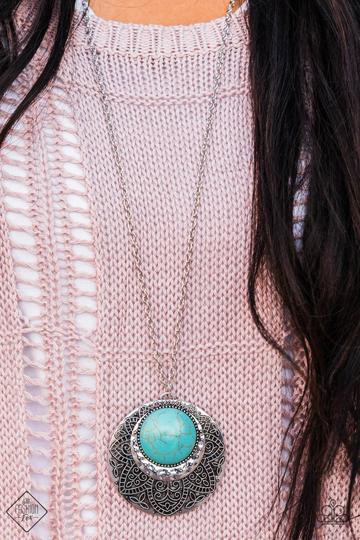 Paparazzi Medallion Meadow - Blue