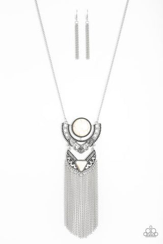 Paparazzi Spirit Trek - White