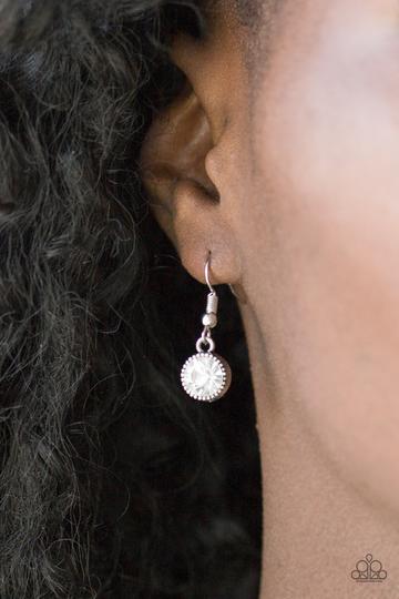 Paparazzi Starlit Socials - White Necklace