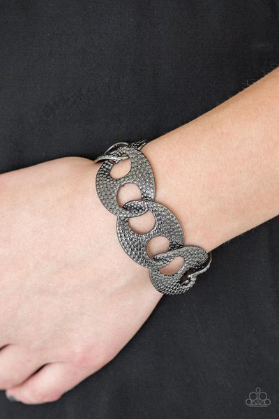 Paparazzi Casual Connoisseur - Gunmetal