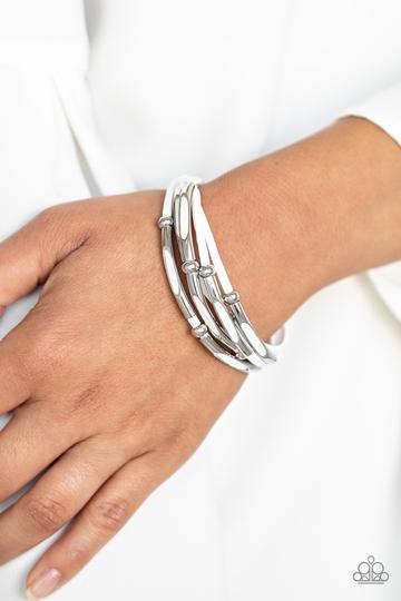Paparazzi Modern Magnetism - White
