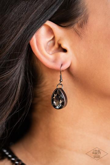 Paparazzi Show-Stopping Shimmer - Black Necklace