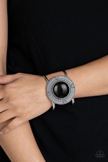 Paparazzi Tribal Pop - Black