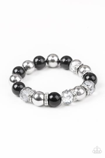 Paparazzi Camera Chic - Black