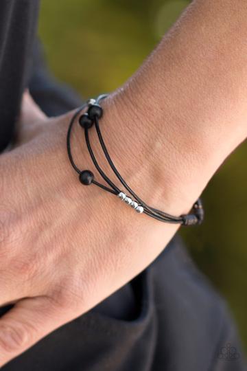 Paparazzi Mountain Treasure - Black