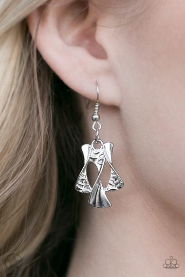 Paparazzi The Sands of Time - Silver Necklace