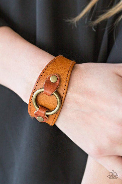 Paparazzi Western Wrangler - Brown / Brass