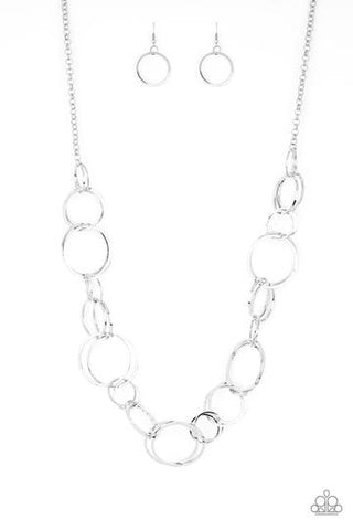 Paparazzi Natural-Born RINGLEADER - Silver Necklace