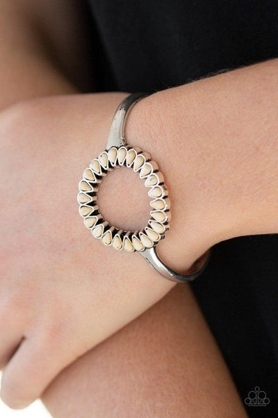 Paparazzi Divinely Desert - White Bracelet