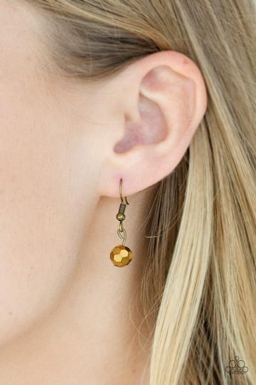 Paparazzi Modernly Majestic - Brass