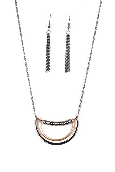 Paparazzi Artificial Arches - Black Necklace