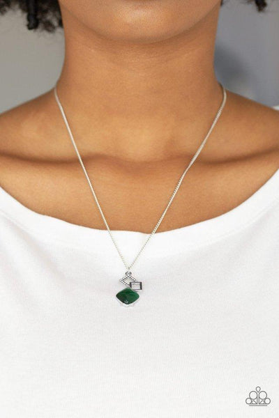 Paparazzi Stylishly Square - Green