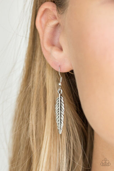 Paparazzi Light Flight - Silver