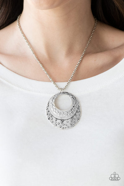 Paparazzi Texture Trio - Silver Necklace