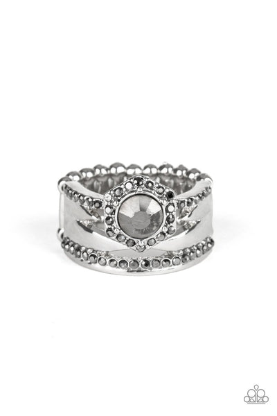 Paparazzi Modern Maven - Silver