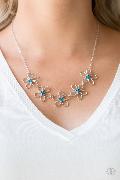 Paparazzi Hoppin Hibiscus - Blue Necklace