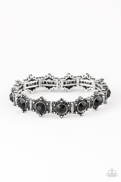 Paparazzi Strut Your Stuff - Black