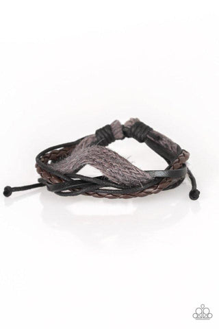 Paparazzi Total Trekker - Black