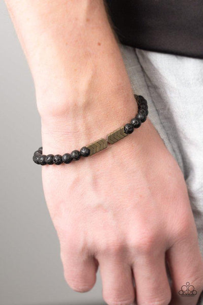 Paparazzi Lost Arrow - Brass