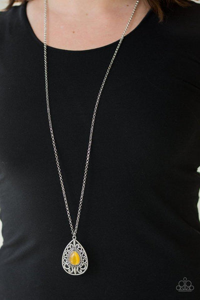 Paparazzi Modern Majesty - Yellow Necklace