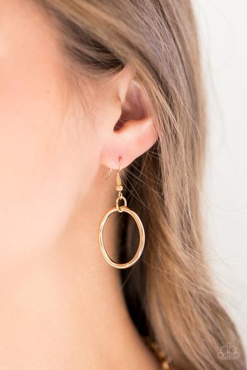 Paparazzi Elegantly Ensnared - Gold