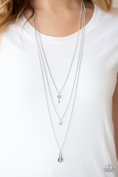Paparazzi Secret Heart - Silver
