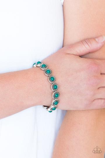 Paparazzi Globetrotter Goals - Green Bracelet