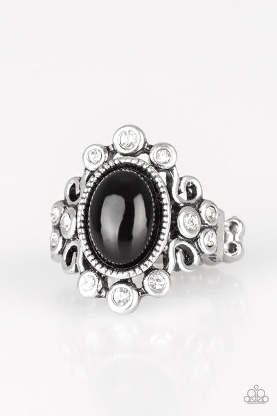 Paparazzi Noticeably Notable - Black Ring